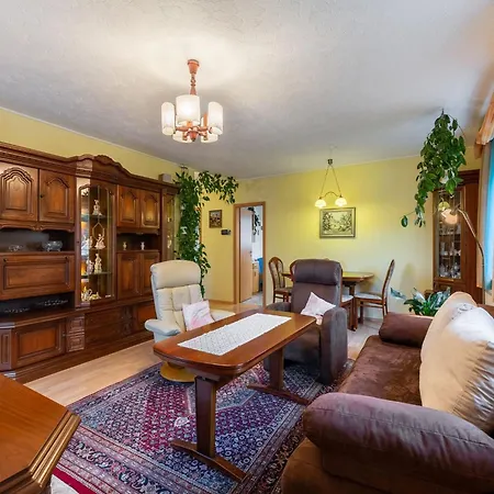 Gemuetliche Am Waldrand شقة