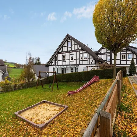 Gemuetliche Am Waldrand *