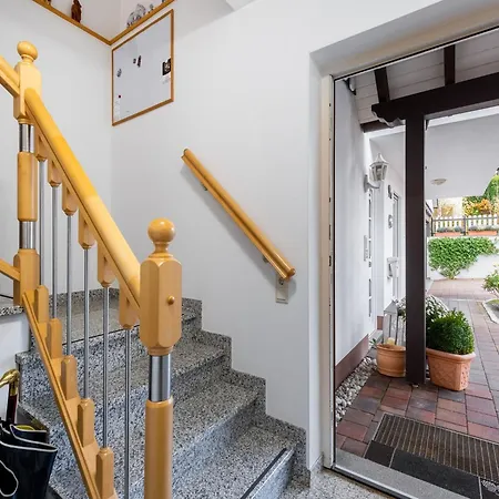 Gemuetliche Am Waldrand